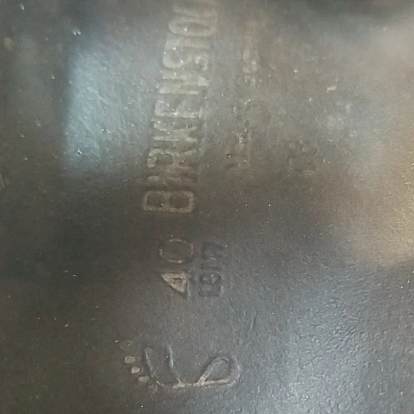 Birkenstock Black Leather Sandals - Picture 9 of 9